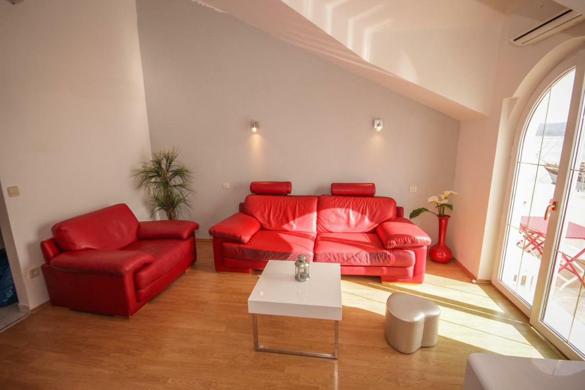 Apartmani Kristijan Jesenice  Extérieur photo
